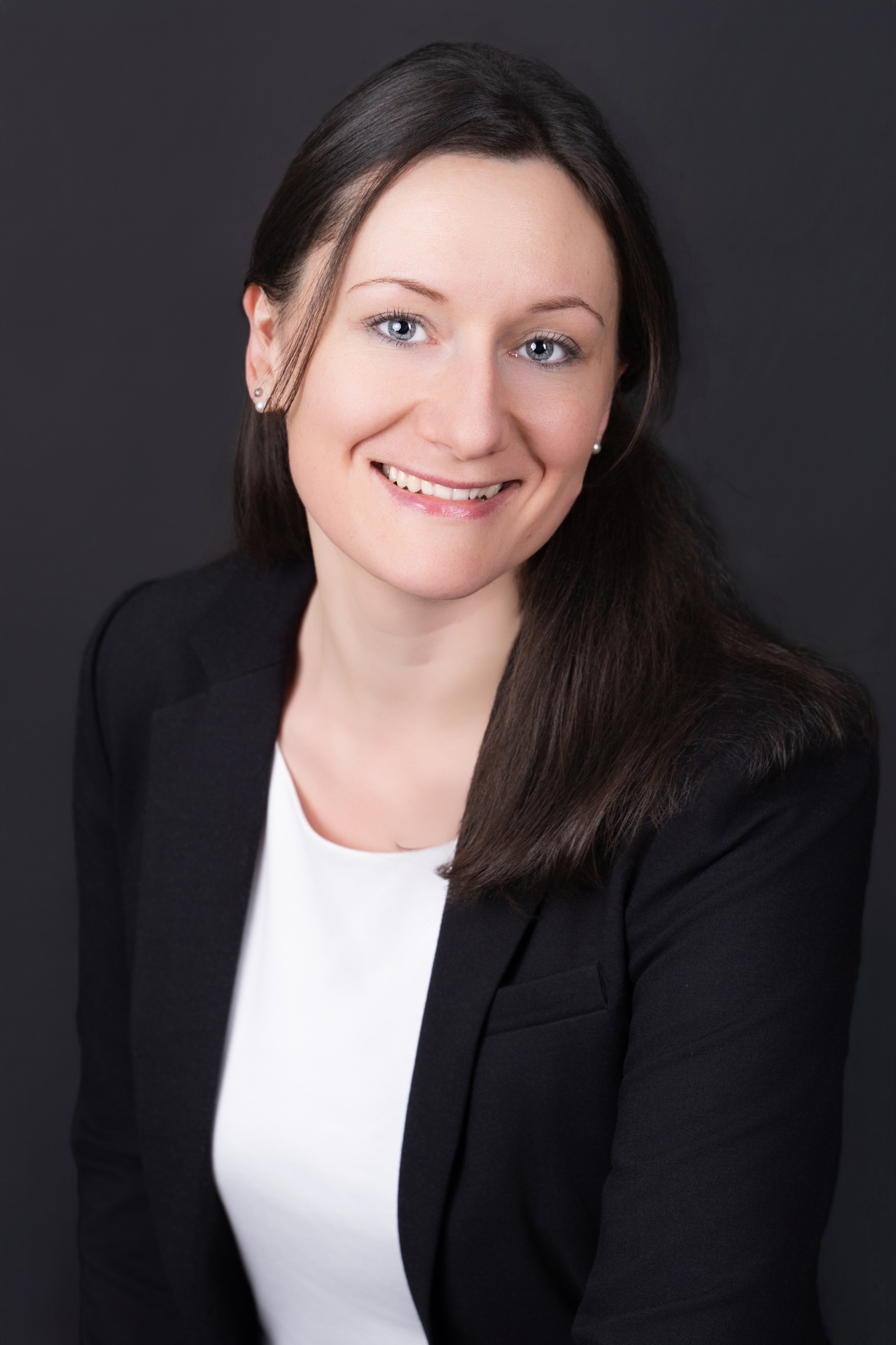 Profilbild Claudia Uwuenwa